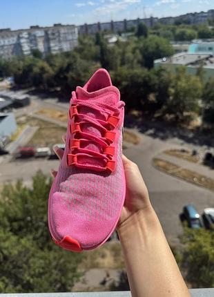 Кросівки nike для бігу 37,5 2