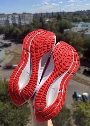 Кросівки nike для бігу 37,5 4