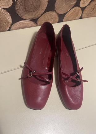 💯 % шкіряні балетки.