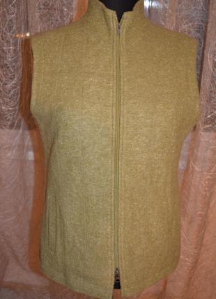 Теплая жилетка, на молнии, шерсть, воротник стойка