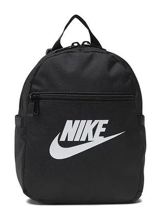 Рюкзак nike w nsw futura 365 mini bkpk 6l черный жен 25x20x10 см