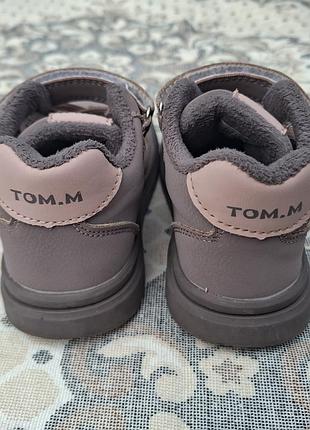 Tom.m 25р. для дівчинки 3