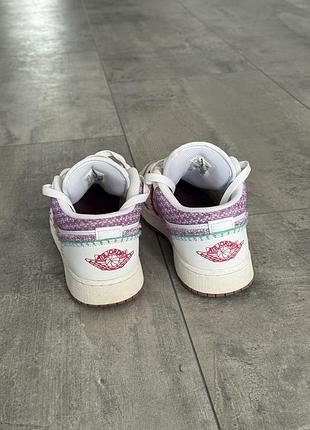 Air jordan 1 low se gs 'light bordeaux' 3