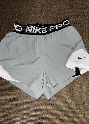 Спортивні шорти nike pro xs