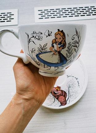 Чашка з блюдцем disney "аліса в країні див. alice in wonderland”(primark)
