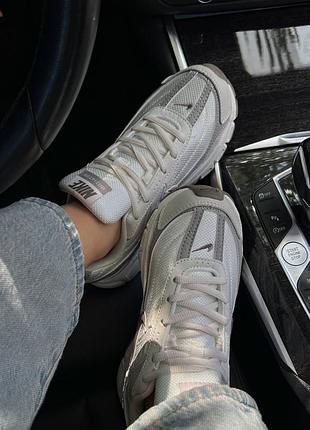 Nike initiator premium 2
