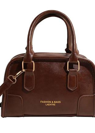 Стильная женская сумка кросс-боди fashion &amp; bags / трендовая мини-сумка бостон с брелком/без
