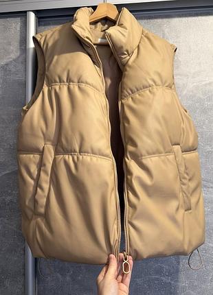 Классная теплая жилетка oversize 2