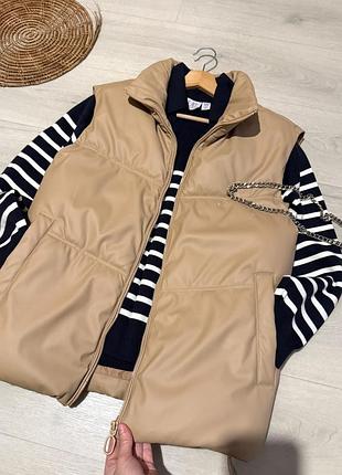 Классная теплая жилетка oversize 5