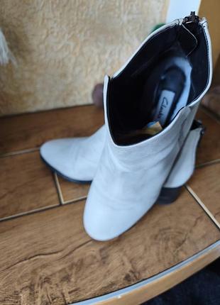 Ботинки ***clarks***