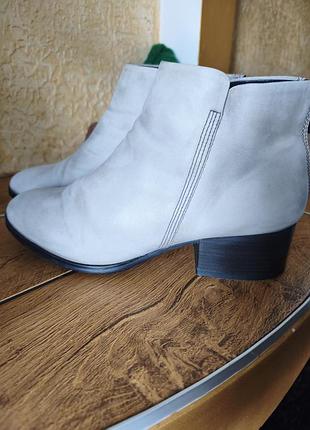 Ботинки ***clarks*** 3