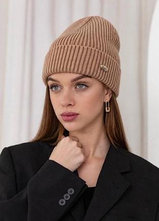 В’язана жіноча базова шапка jacquard бежева