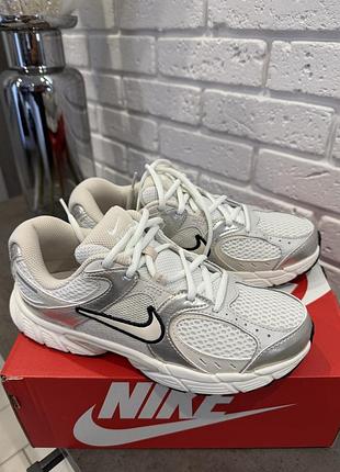 Оригінальні кросівки nike 3