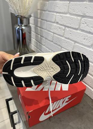 Оригінальні кросівки nike 4