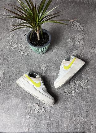 Кросівки nike