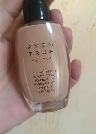 Заспокійлива тональна основа ейвон nude true