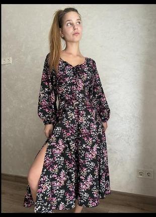 Сукня чорна з розрізом хс-с довга кльош