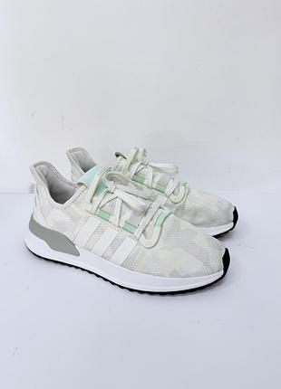 Кросівки adidas 3