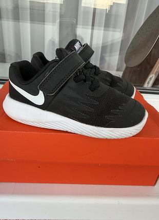 Кросівки nike