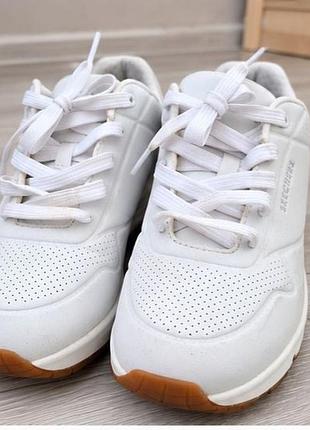 Білі кросівки skechers, р. 38,5