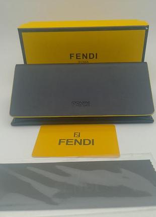 Брендовый чехол для очков fendi