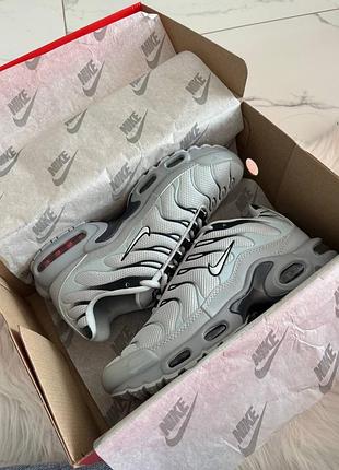 Nike air max tn plus grey black