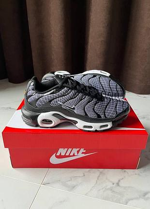 Nike air max tn plus black white 3