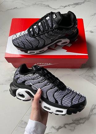 Nike air max tn plus black white 2