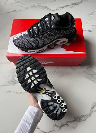 Nike air max tn plus black white 9