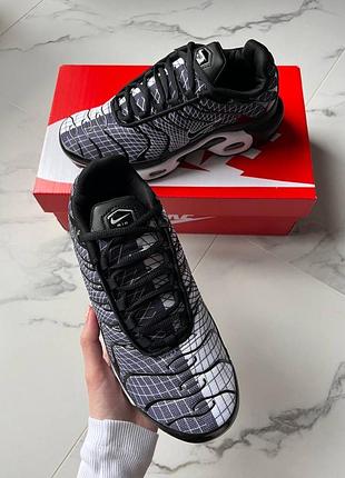 Nike air max tn plus black white 8