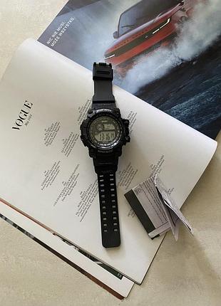 Новий чоловічий спортивний електронний годинник sport watch wr30m