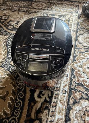 Мультіварка  redmono
