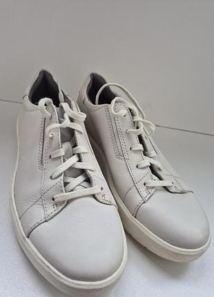 Кроссовки 37 размер, clarks 10