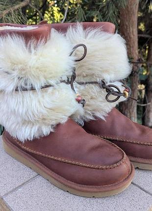 Жіночі коричневі чоботи уггі на хутрі ugg australia