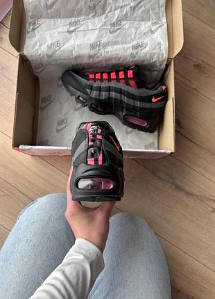 Nike air max 95 og black laser crimson 8