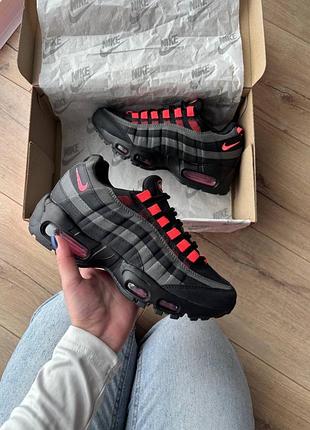 Nike air max 95 og black laser crimson 6
