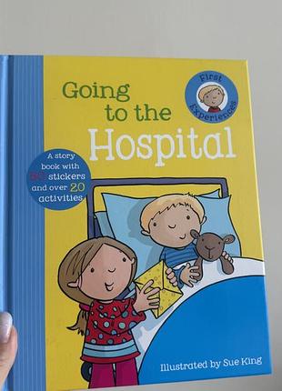 Книжка для дітей англійською мовою going to the hospital