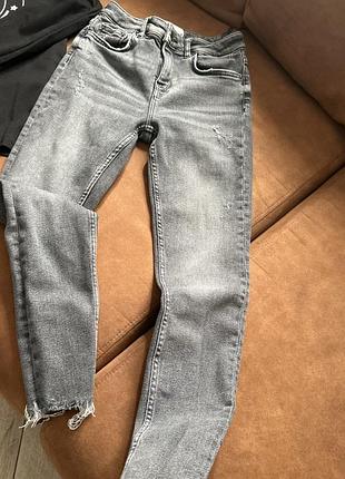 Круті джинси скіні zara
