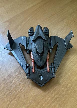 Іграшка інерційний літак batwing (бетлітак) від mattel