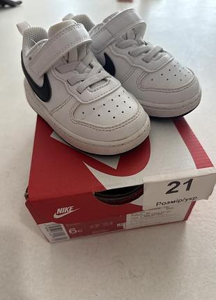 Кросівки  дитячі nike 21р