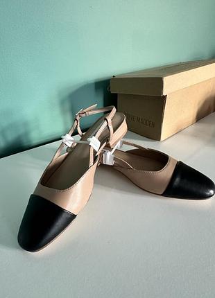 Жіночі слінгбеки steve madden belinda,  шкіряні балетки бежевого кольору з підсиленим носком і відкритим задником.