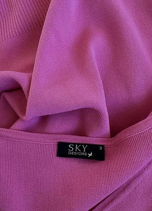 Яскравий джемпер від sky 8
