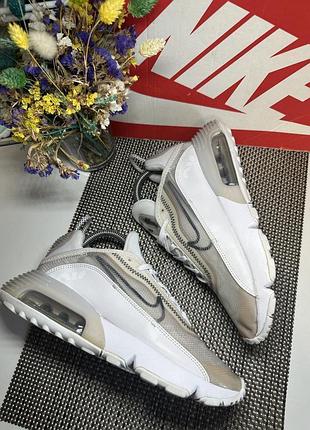 Оригинальные кроссовки nike 4