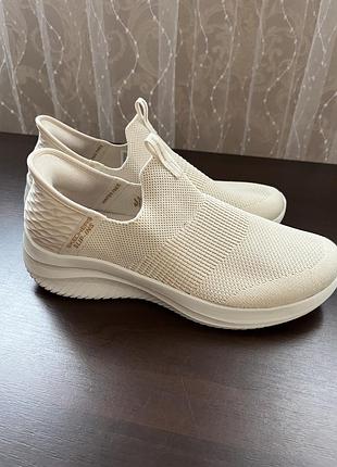 Жіночі кросівки skechers ultra flex 3.0