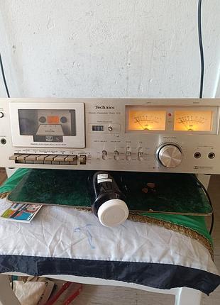 Кассетная дека  technics rs 616 винтаж легенда 70-80 годов производство япония в хорошем рабочем состоянии все целое сроки отправки уточняйте
