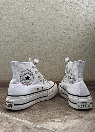 Білосніжні високі converse. розмір 35, фактично устілка 22.5 см