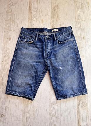 Стилтні ддинсові шорти. allsaints