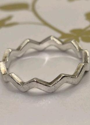 Серебряное кольцо пандора зигзаг р.16,5 pandora 2