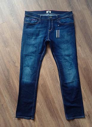 Брендовые джинсы Tommy hilfiger.