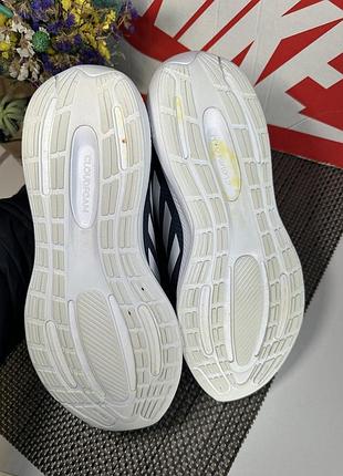 Кроссовки adidas 2